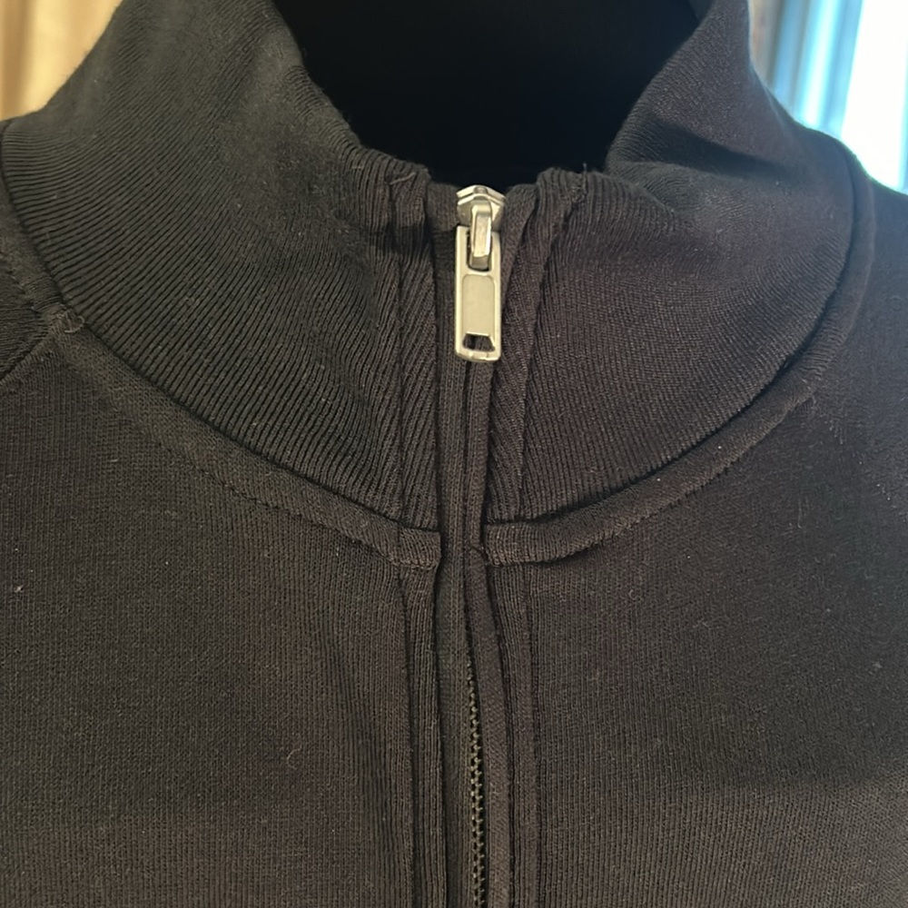 GAP - Picture 6 of 7